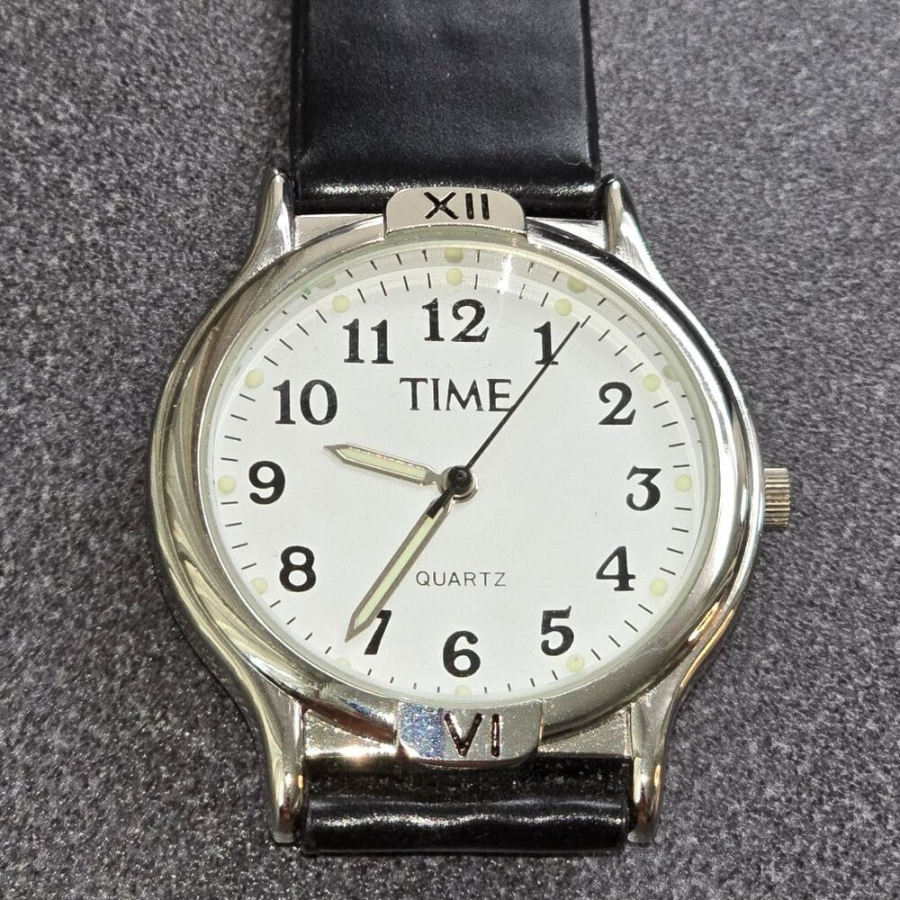 Vintage Time Quartz Watch Stainless Steel Back Black Leather Band CM2233